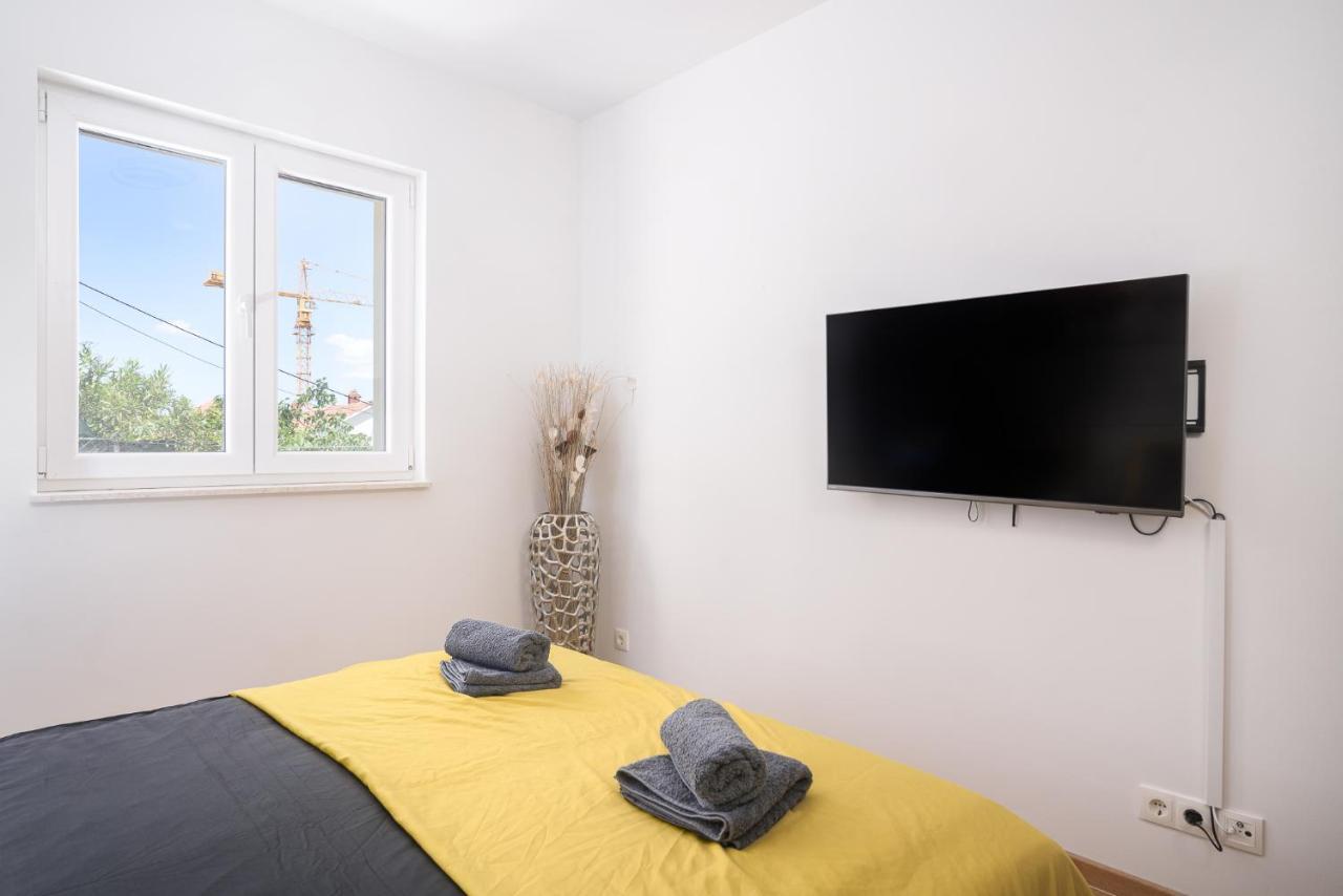 L&L Luxury Apartment 1 Donji Okrug  Extérieur photo